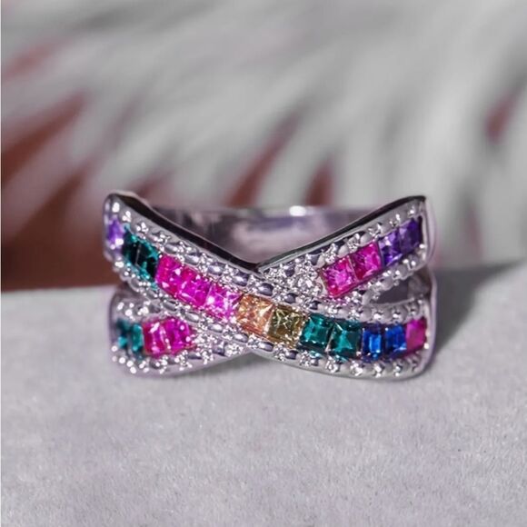 🩷 NEW stunning colorful crystal crisscross ring 🩷 - Picture 4 of 7